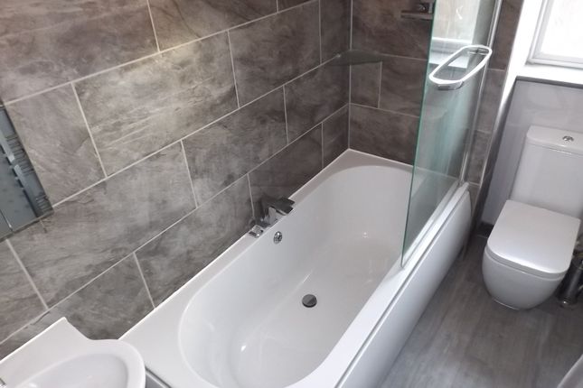 33 Barling Drive, Derbyshire photo 4
