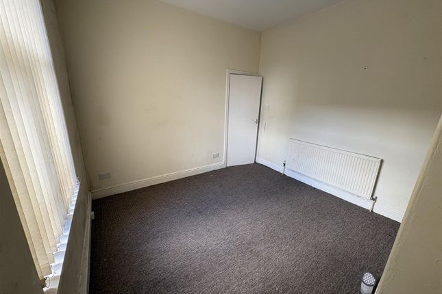 2, Prospect Street, Cleckheaton photo 5