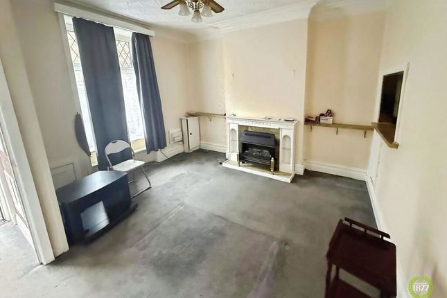 9, Holker Street, Darwen photo 3