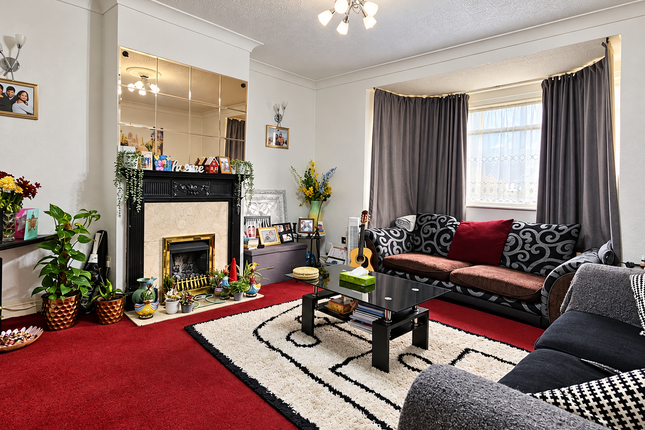 4, George Street, Hounslow photo 3