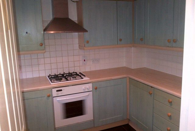 Greenhaven Drive, Thamesmead, London photo 4