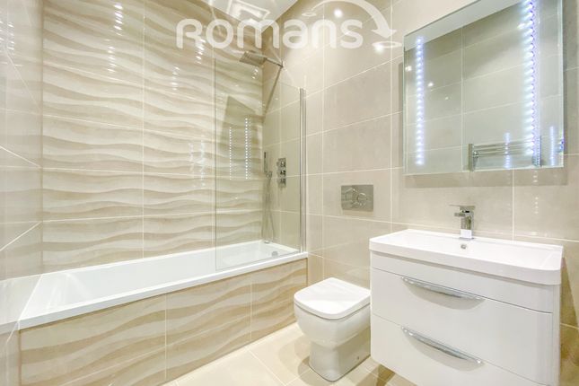Flat 8, Fleet House, Barley Way, Hampshire photo 4