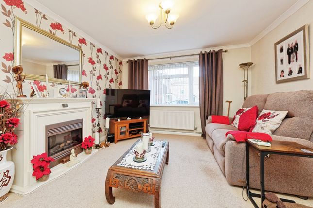 69, Mark Avenue, Kent photo 3