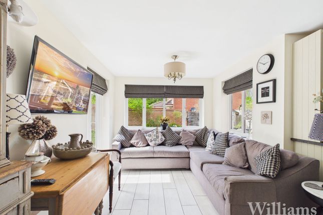28 Kiln Close, Buckingham photo 3