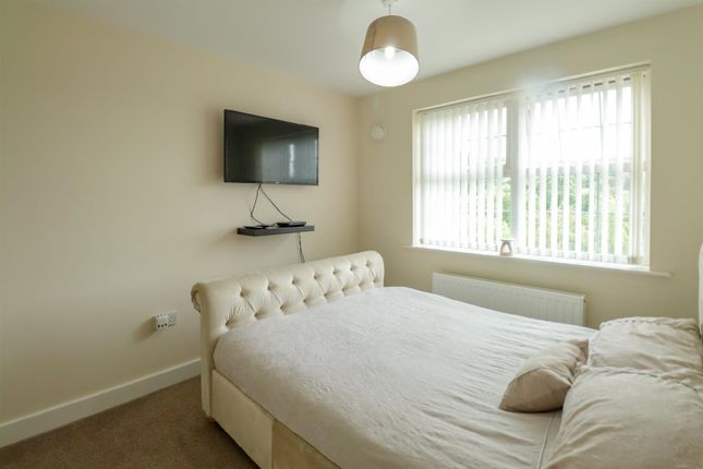 108, Priory Chase, Pontefract photo 3