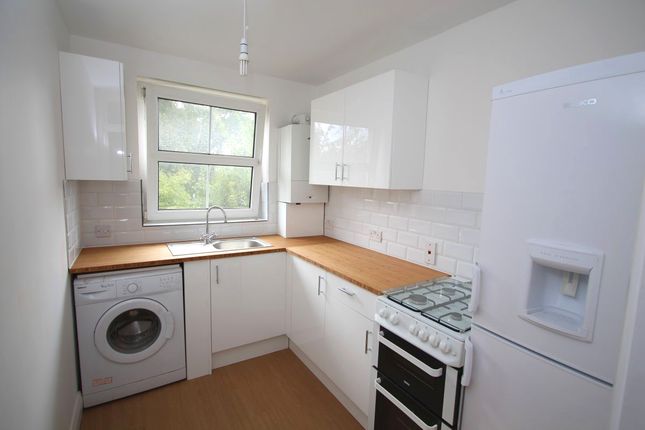 45L, Cranes Park, Surbiton photo 3
