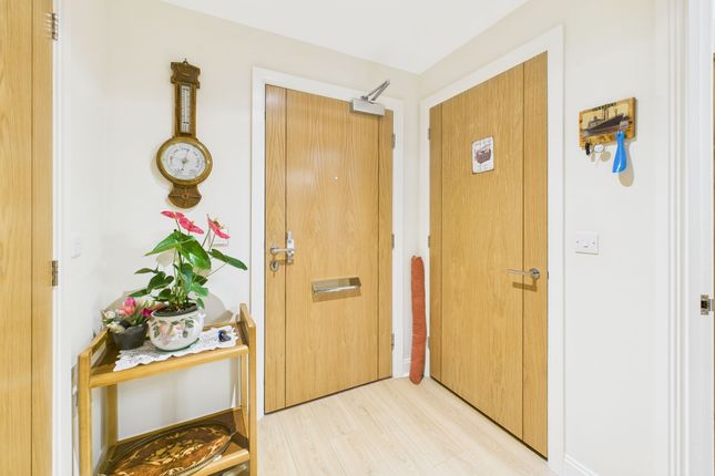 Apt 7, Fairway View Elloughton Road, Brough photo 2