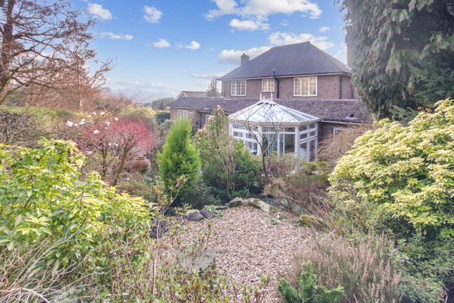 5, Acorn Close, East Grinstead photo 2