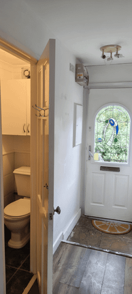 14 Vandyke, Bracknell photo 4
