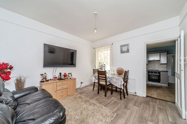 32, Trinity Road, Bedford photo 4