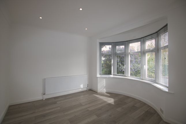 Thumbnail Flat to rent in Northview Crescent, Neasden, London