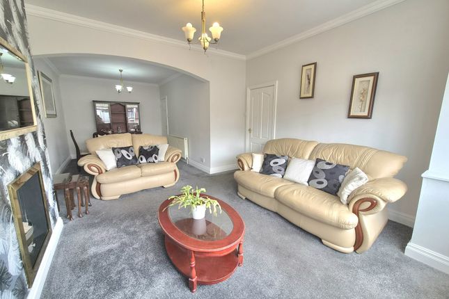 27, Dronsfield Road, Fleetwood photo 3