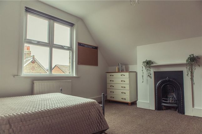 Detached house to rent in Church Road, Guildford, Surrey
