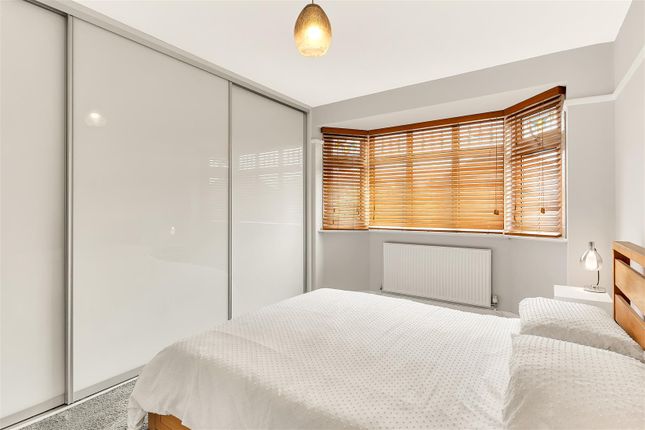 Bedroom 1.Jpg