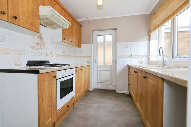 51, Audley Drive, Kidderminster photo 4