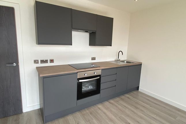 Apartment, 324, Conditioning House, Bradford photo 3