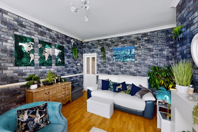 207 Longfield Road, Bolton photo 3