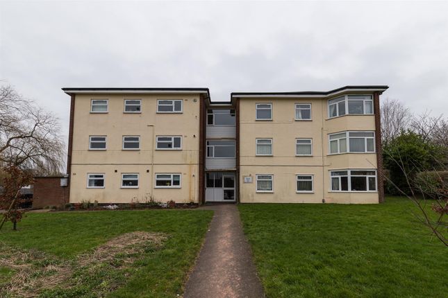 Thumbnail Flat to rent in Weaver Place, Clayton, Newcastle-Under-Lyme