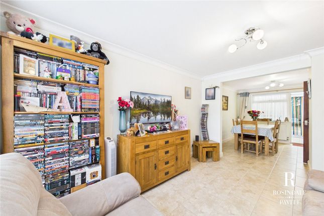 13 Nicholas Road, Croydon photo 3