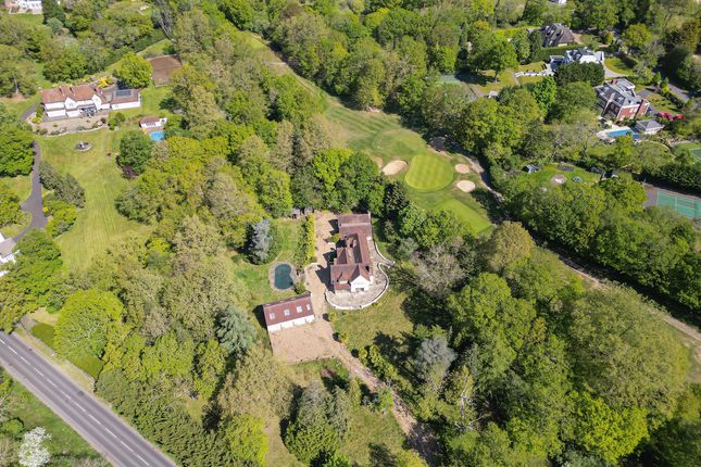 Crabapple Court, Oxshott Road, Oxshott photo 3