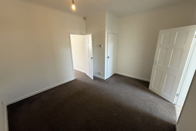 Regent Street, Balby Doncaster photo 4