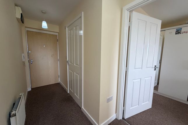 45, Pavilion Close, Leicester photo 3