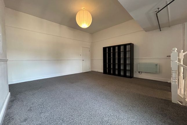 Flat 4, Liverpool photo 3