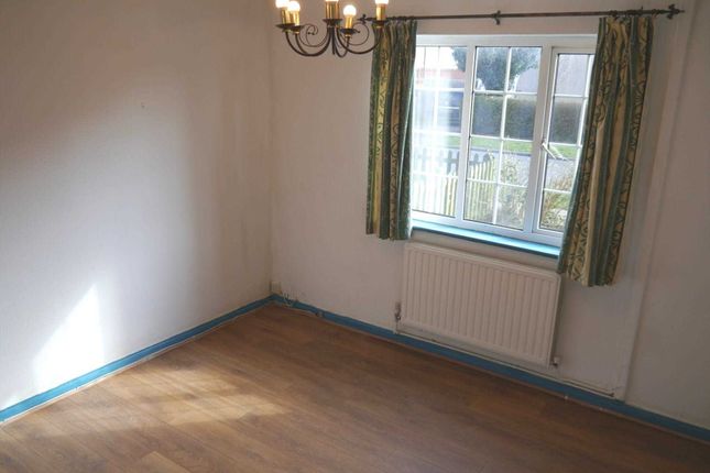 31, Clarkes Road, Hatfield photo 2