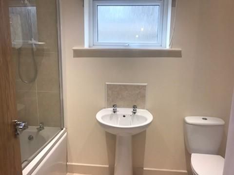 19, Caldercliffe Road, Huddersfield photo 5