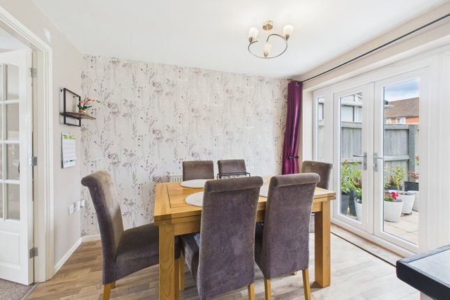 47, Wyvern Avenue, Calne photo 5
