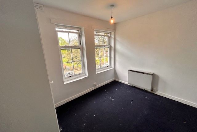 Flat for sale in Linnet Lane, Aigburth, Liverpool