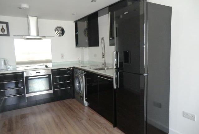 Flat 4, Pembroke Dock photo 3