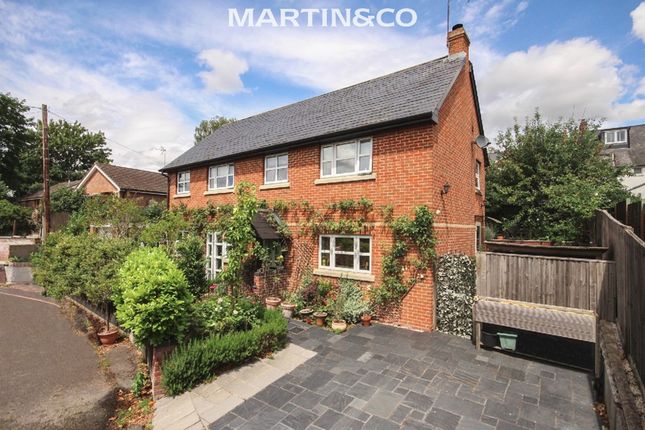 Thumbnail Detached house for sale in Gipsy Lane, Wokingham