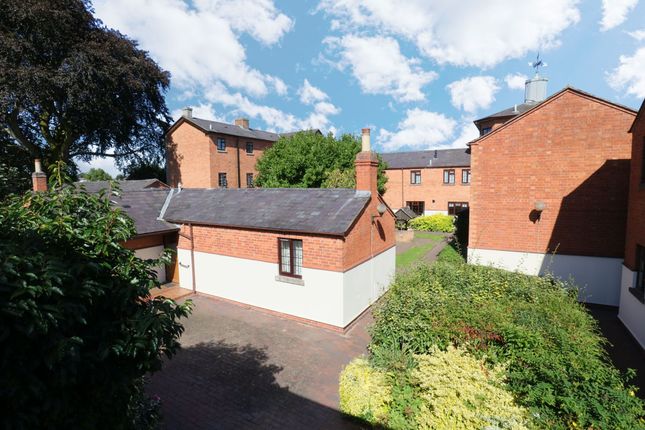 Property for sale in Kinwarton Road, Alcester