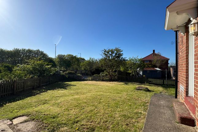 22, Crieff Grove, Jarrow photo 3