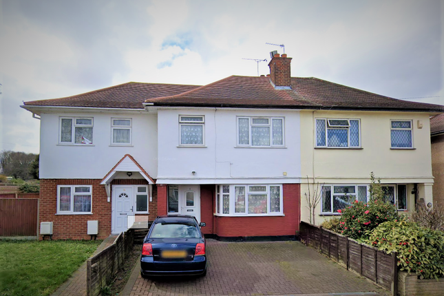 Thumbnail Terraced house for sale in Welwyn Way, Hayes