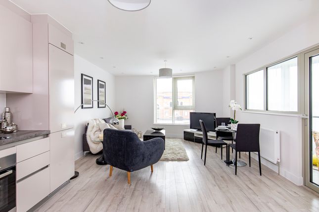 2 Bed Flat To Rent In Plaistow Road London E13 Zoopla