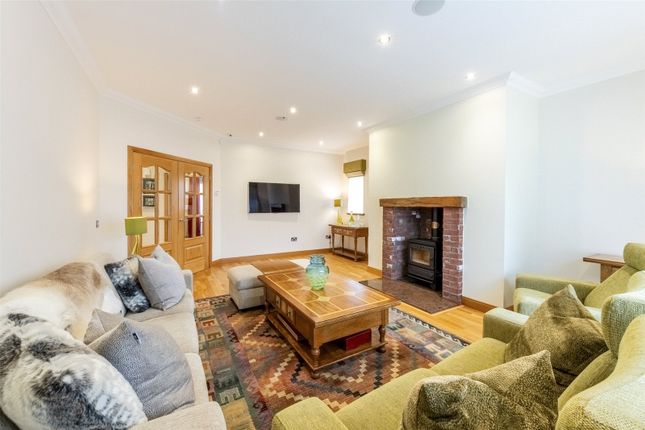 35, Reidford Gardens, Banchory photo 4