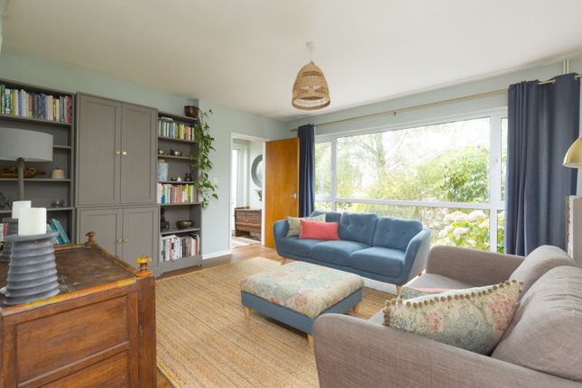 48 Drake Road, Wells, Somerset photo 3