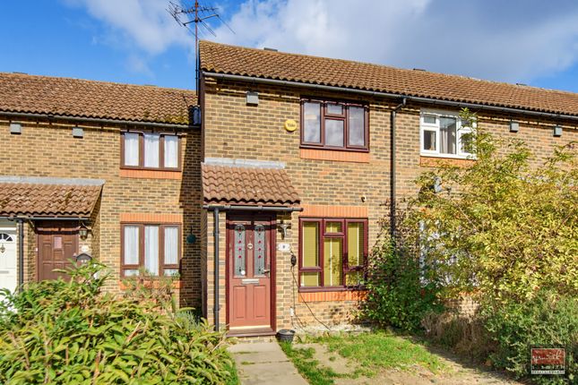 1-bed terraced on Douglas Road, Staines-upon-Thames, £315,000