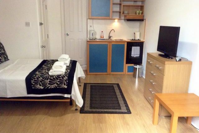 Studio to rent in Fulham Palace Road, Hammersmith, London
