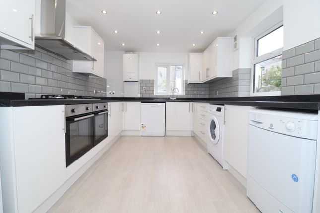 5-bed terraced on 105, Diana Street, Cardiff, £2,850/mo