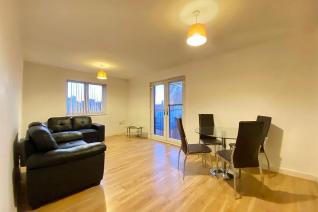 Flat for sale in Quantum, Chapeltown Street, Manchester