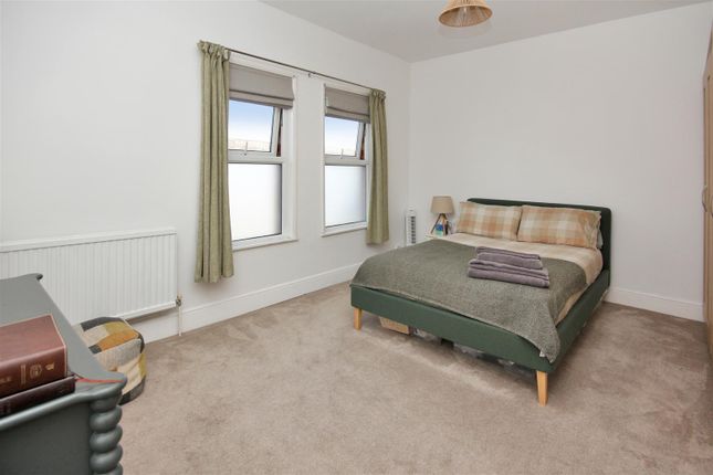 41, George Street, Wellingborough photo 4