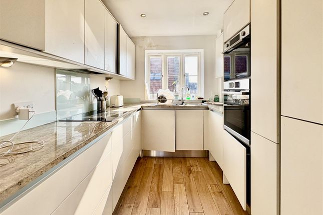 Flat 9, 26, Midland Road, Bristol photo 4