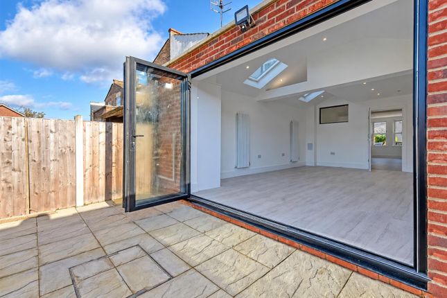 179, Fulbourne Rd, London photo 5