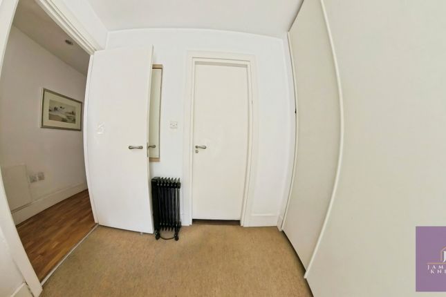 Flat 9 Bombay Court 59, St. Marychurch Street, Greater London photo 4