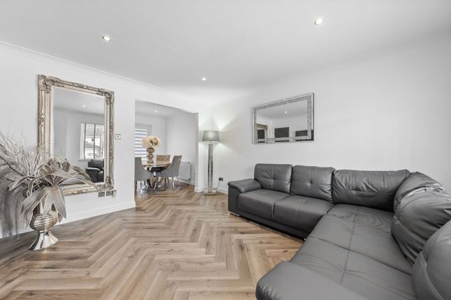 47, Munnoch Way, Stirling photo 2