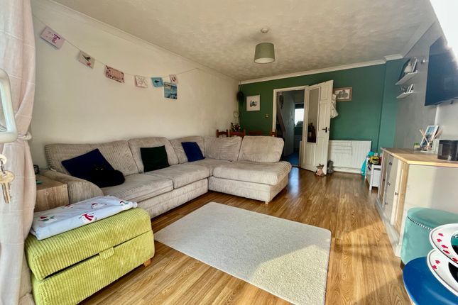19, Arundel Court, Hayle photo 3