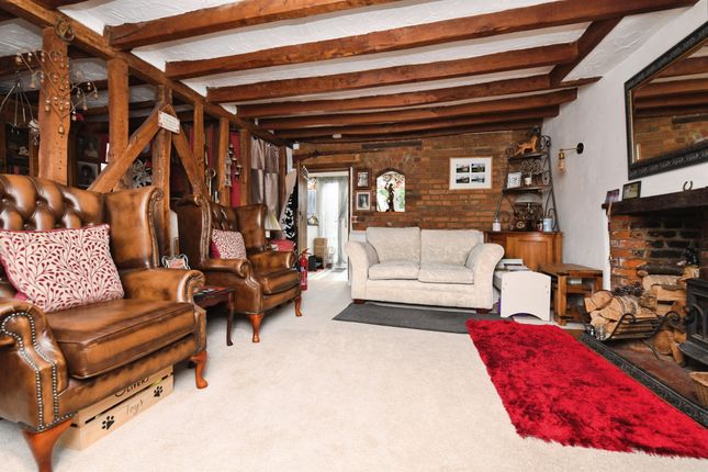 2 Maltings Cottages, Main Road, CHELMSFORD photo 4